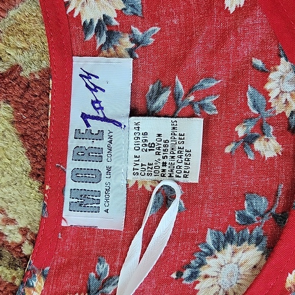 80s red sunflower maxi length summer dress with sleeves - Picture 5 of 6